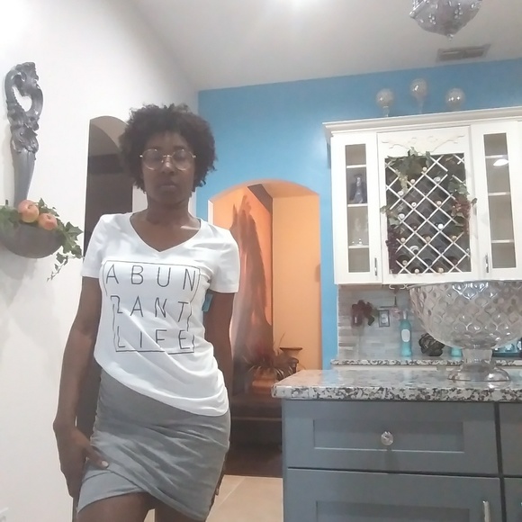 Meet your Posher, Shoeneecee - Picture 6 of 7